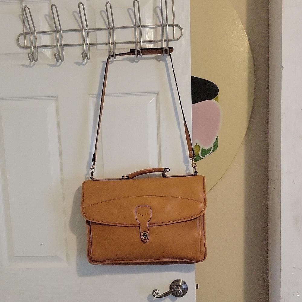 Rafaella Vintage Messenger Soft Leather Camel briefcase Bag - Picture 2 of 13